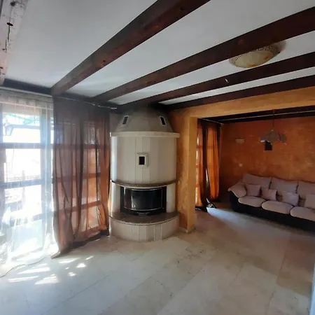 Beautiful 2-Bed Villa In Cholakova Cheshma Kosharitsa
