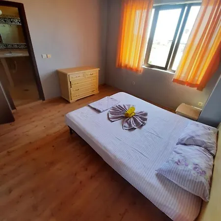 Beautiful 2-Bed Villa In Cholakova Cheshma